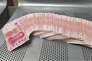 弹无虚发！比尔半场5中5高效拿下11分 正负值+18